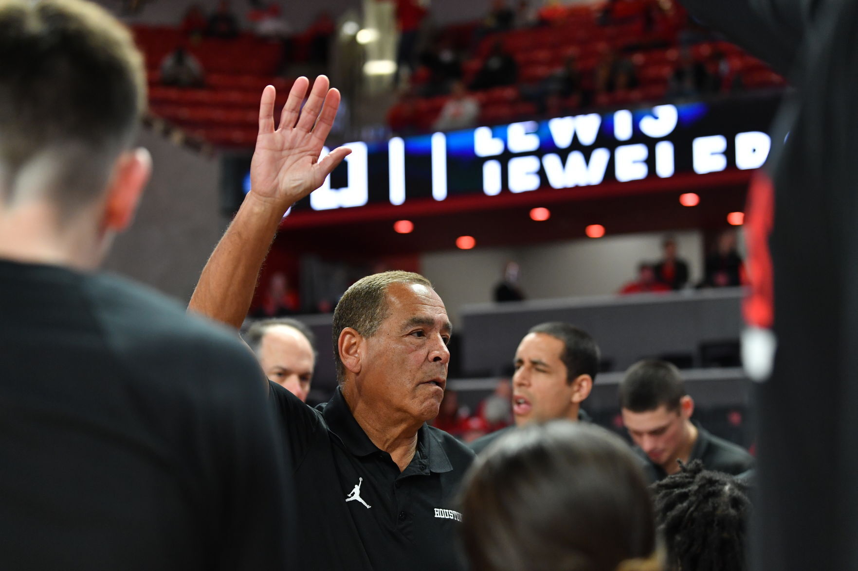 Kelvin Sampson vs Montana Tech